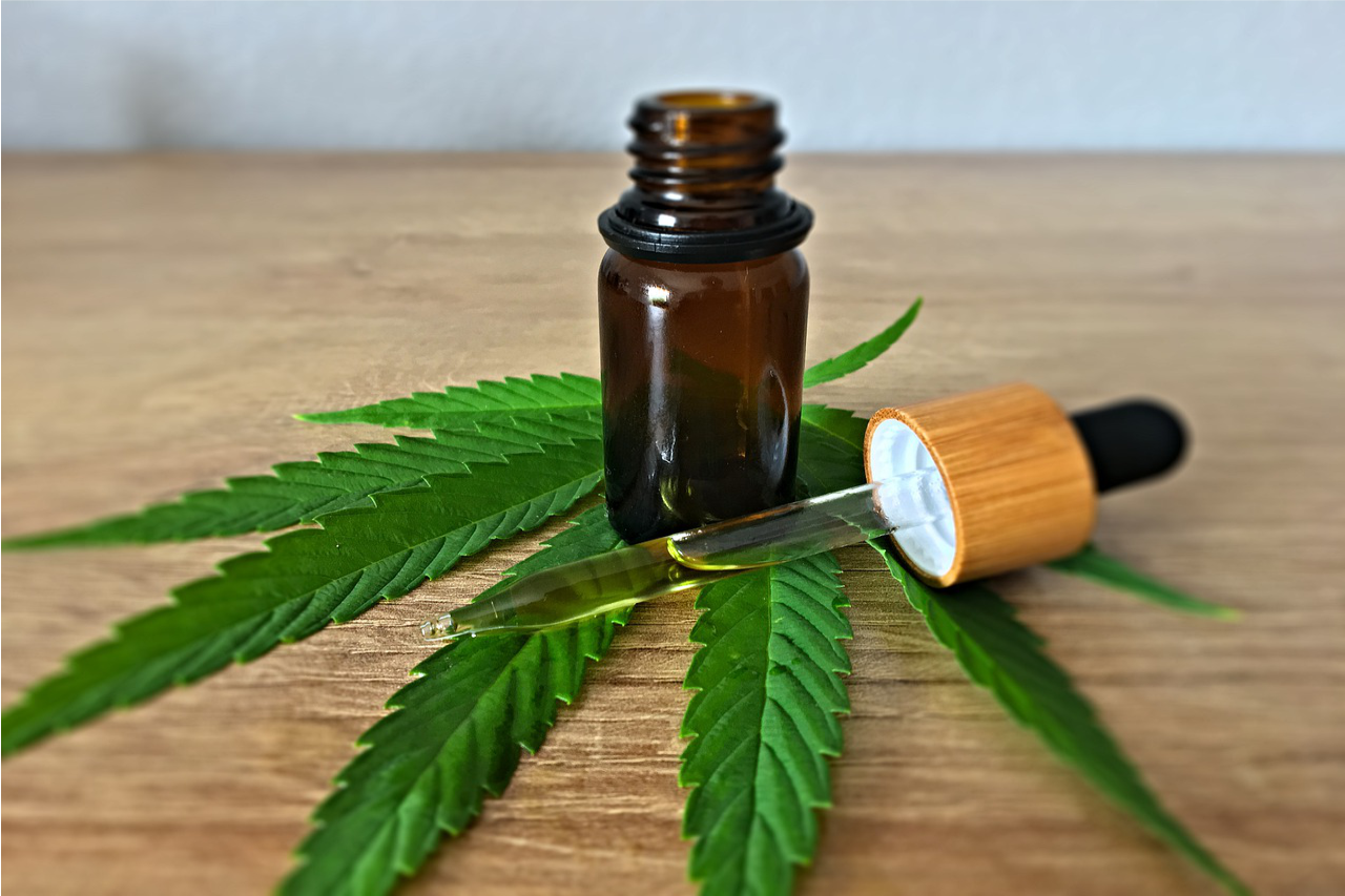 What You Need to Know to Easily Make CBD Oil at Home